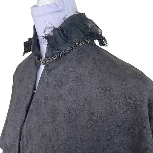 Victorian Edwardian Black Brocade Beaded Feather Cape - Picture 11 of 12